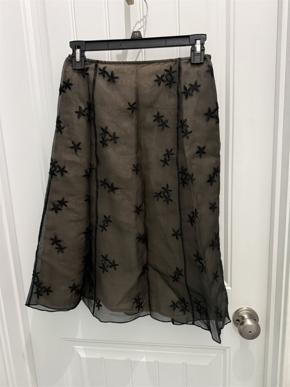 TALBOTS Skirt Silk Black Sheer with Lining Embroidered Womens 2 Petite
